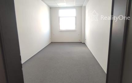 Sklad/showroom, administratíva na Vajnorskej