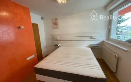 3-izb. byt na Okánikovej