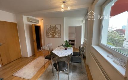 3-izb. byt na Okánikovej