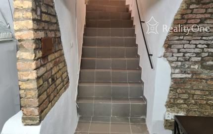 Klenbová pivnica s možnosťou bývania na Dunajskej