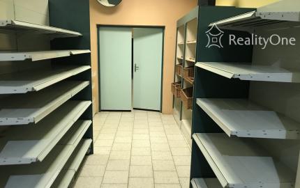 Obchodno-skladový priestor Vištuk