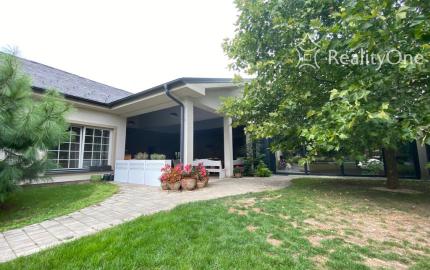 Luxusná vila v Rajke