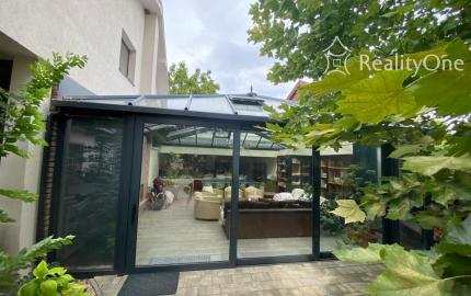 Luxusná vila v Rajke