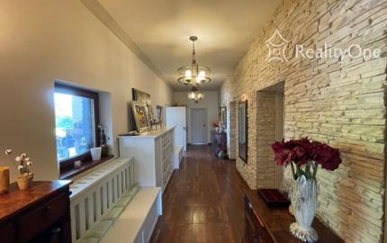 Luxusná vila v Rajke