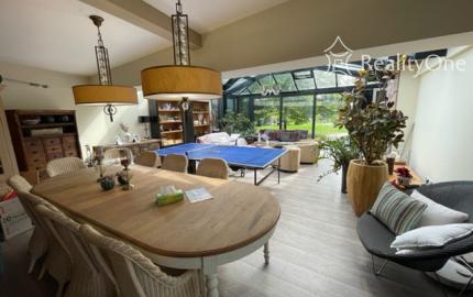 Luxusná vila v Rajke