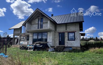 Rozostavaný dom v Oravskej Lesnej