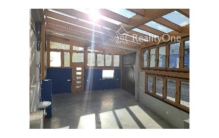 Showroom, predajňa, sklad, kancelária