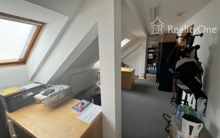 Kancelária na Vajnorskej