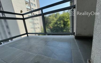 BEZ PROVÍZIE: 2-izb. byt na Svetlej na hradnom kopci