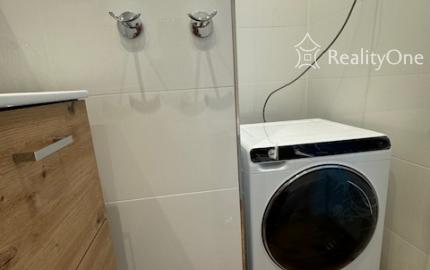 BEZ PROVÍZIE: 2-izb. byt na Svetlej na hradnom kopci