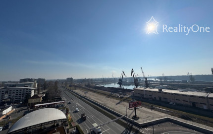 2x Parking v Klingerke