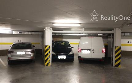 Dvojgaráž na Sliačskej ul.