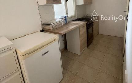 Väčšia izba na Mostnej v BA II