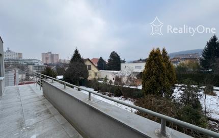 Rodinný dom v Dúbravke