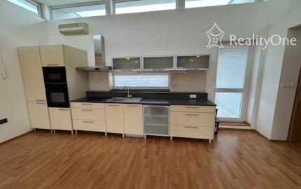 Rodinný dom v Dúbravke