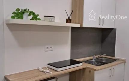 Garsónka na Kramároch s terasou