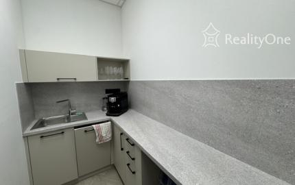 Kancelária v Ružinove