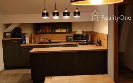 Priestranný apartmán v Dolnom Smokovci - Vysoké Tatry