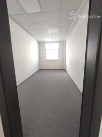 Sklad/showroom, administratíva na Vajnorskej