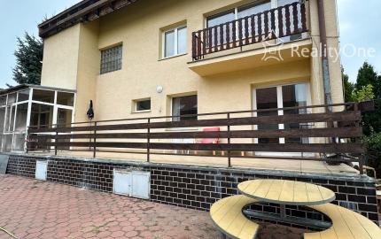 Izba iba  pre muža na prenájom Vrakuňa