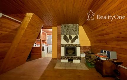 Chata v Plaveckom Štvrtku