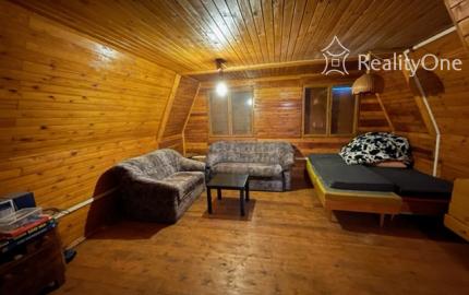 Chata v Plaveckom Štvrtku