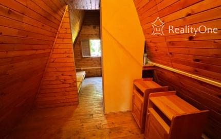 Chata v Plaveckom Štvrtku