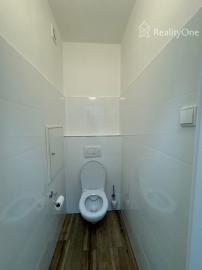 BEZ PROVÍZIE: 2-izb. byt na Svetlej na hradnom kopci