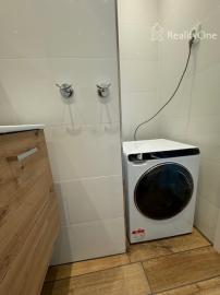 BEZ PROVÍZIE: 2-izb. byt na Svetlej na hradnom kopci