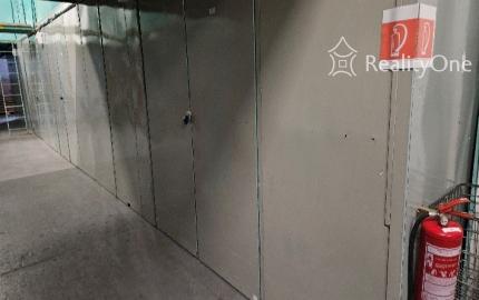 Sklady o výmere: 2-5 m2, 16 m2, 18 m2, 52 m2