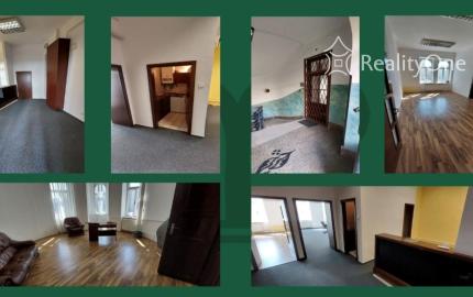 Kancelárie na Šafárikovom nám. (50,6 m2, 106,8 m2, 109,2 m2)