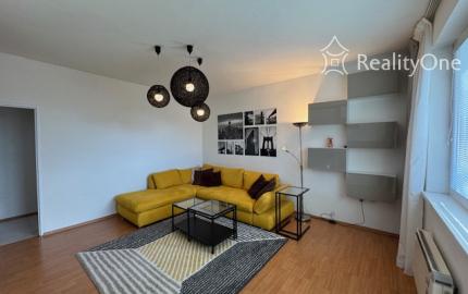 Veľkometrážny 2-izb. byt na Pionierskej v Novom Meste