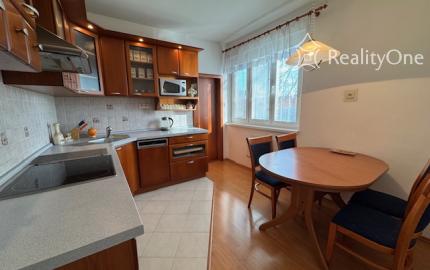 Veľkometrážny 2-izb. byt na Pionierskej v Novom Meste