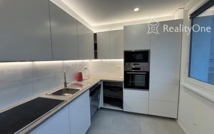 PRIPRAVUJEME: 4-izb. byt na Lachovej v Petržalke