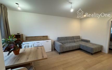 PRIPRAVUJEME: 4-izb. byt na Lachovej v Petržalke