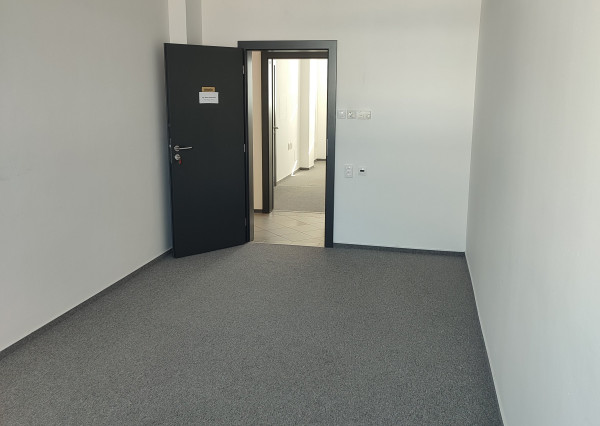 Predaj skladovo-administratívneho areálu v Novom Meste