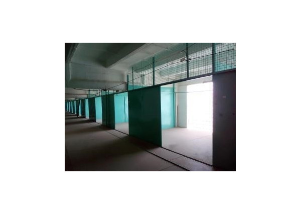 Boxy, kontajnery, sklady