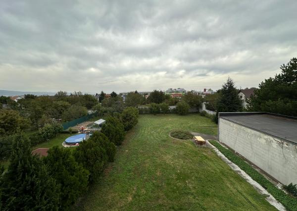 Izba iba  pre muža na prenájom Vrakuňa