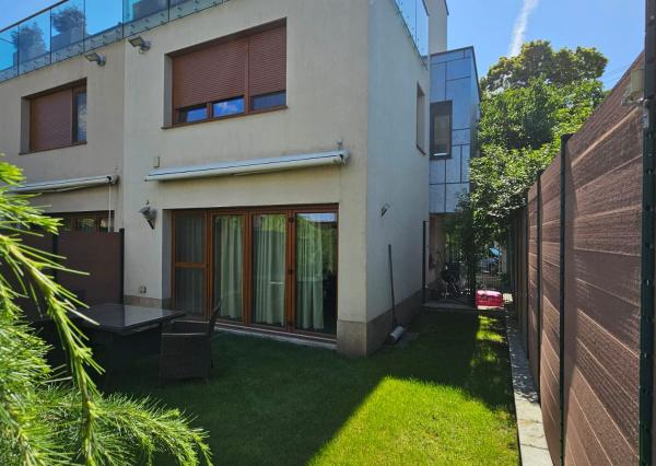 Rodinný dom na Jurskej