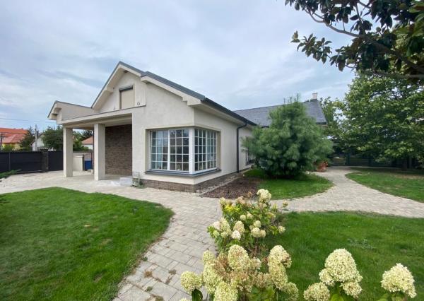 Luxusná vila v Rajke