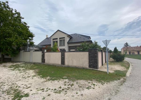 Luxusná vila v Rajke