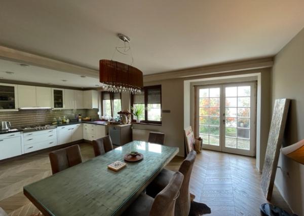 Luxusná vila v Rajke