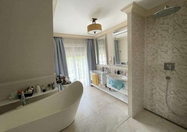 Luxusná vila v Rajke