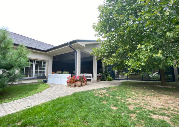 Luxusná vila v Rajke