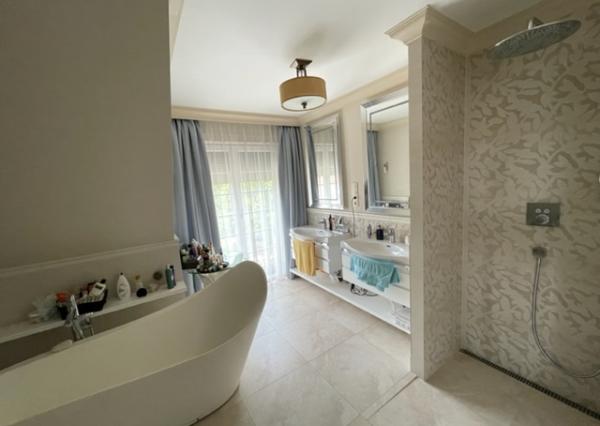 Luxusná vila v Rajke