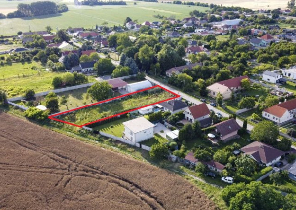 Pozemky na RD v Lehniciach