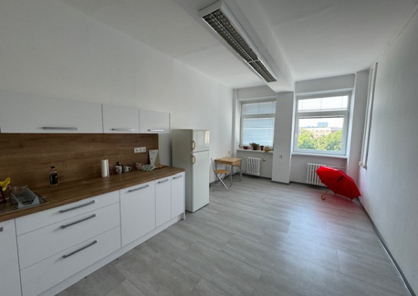 Kancelárie Trnavské/Račianske mýto