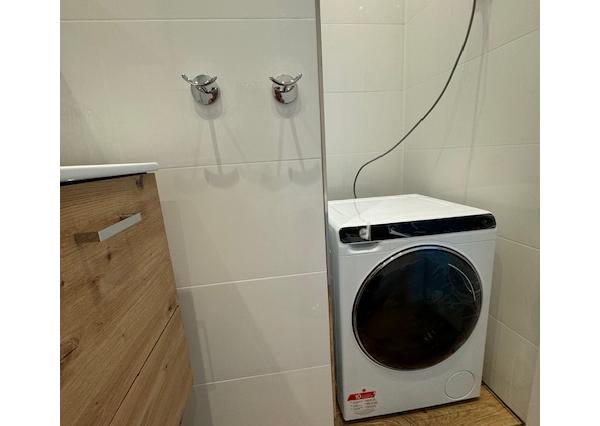 BEZ PROVÍZIE: 2-izb. byt na Svetlej na hradnom kopci