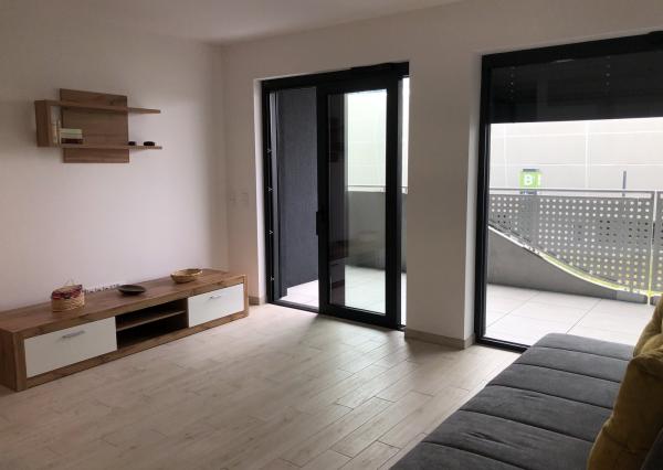 Tehelné pole - 1 izb. byt na Bajkalskej ul.