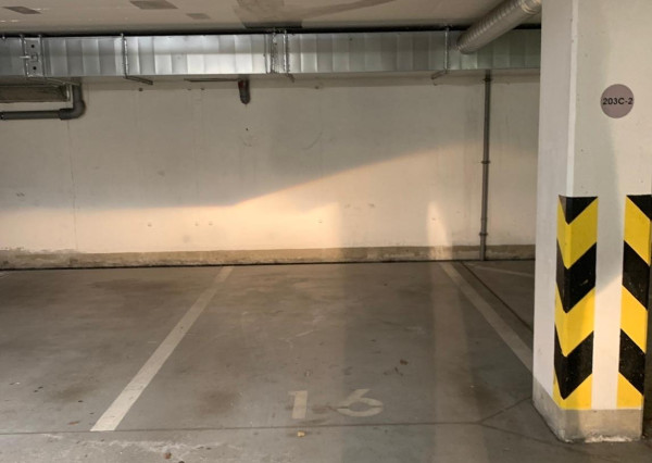 Garážové státie Koloseo - Tomášikova ul.